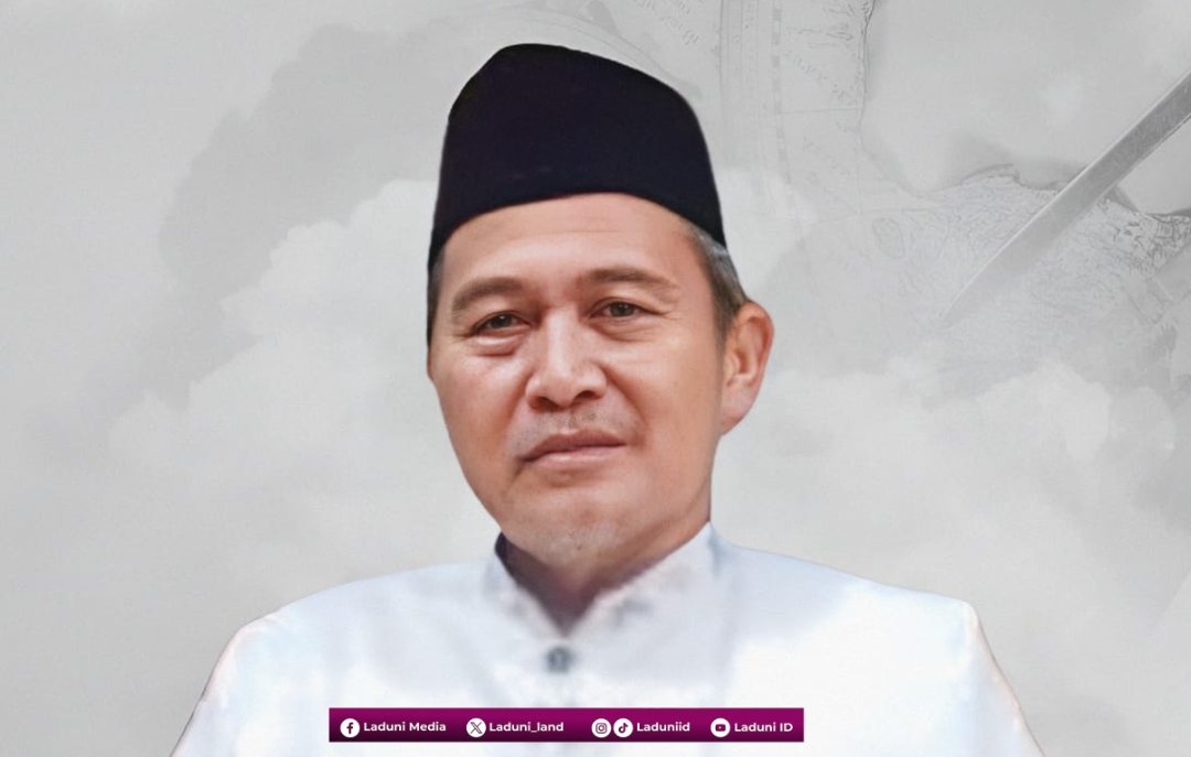 Biografi KH. Mahfudz Asirun. Pendiri Pesantren Al-Itqon, Jakarta Barat