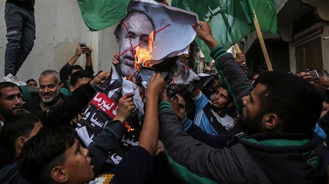 Lieberman Mundur, Warga Gaza Berkumpul dan Merayakannya