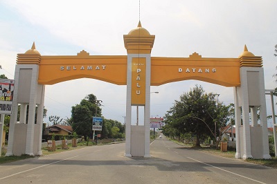 Lintas Ziarah dan Bertawassul di Makam Habib Idrus bin Salim Al-Jufri Palu