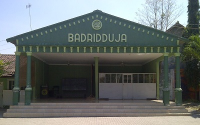 Ziarah di Makam KH. Badri Masduqi, Muasis Pondok Pesantren Badridduja Probolinggo