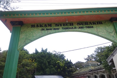 Wisata Ziarah dan Ngalap Berkah di Makam Syekh Subakir