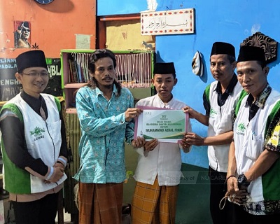 NU Care-LAZISNU Beri Bantuan pada Santri yang ‘Ramal’ Prabowo Jadi Menteri