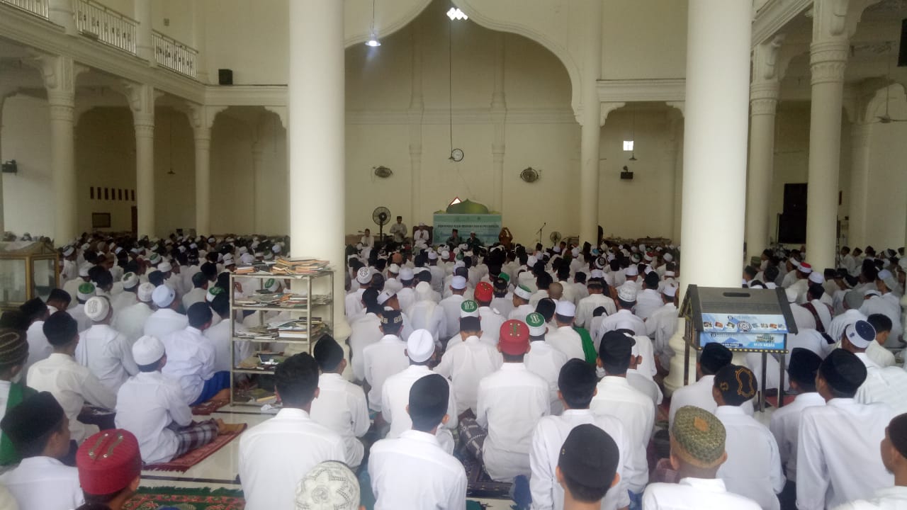 Seminar Halaqah Dayah Mudi Samalanga Hadirkan Unsur Kemendikbud