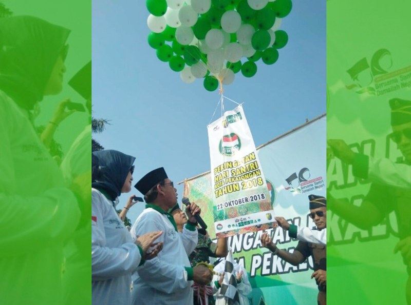 Apel Akbar dan Pembacaan Ikrar Antiradikalisme Warnai Peringatan HSN 2018