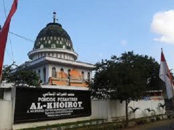 Pesantren Al-Khoirot Malang