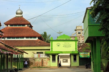 Pesantren Mamba’ul Huda Salaman Magelang