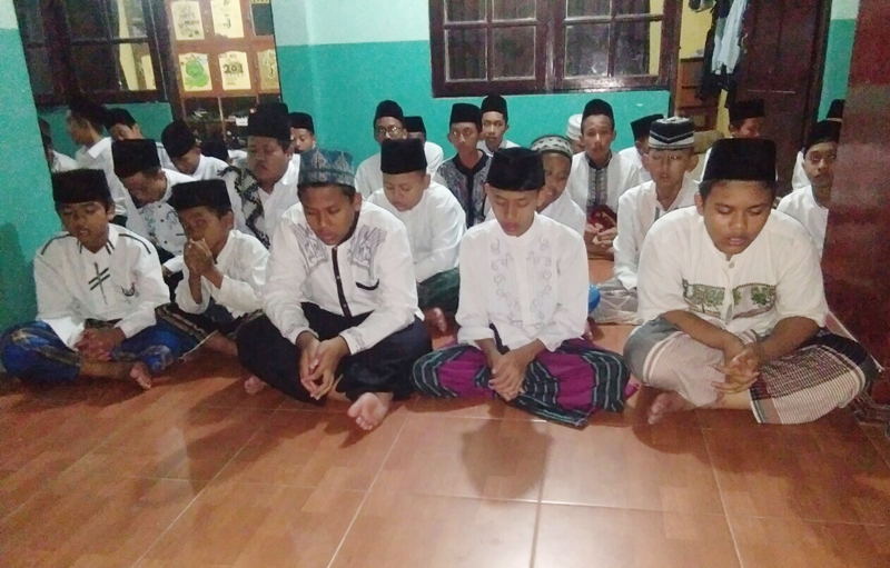 Mencegah Terpengaruh Ideologi Membahayakan, Santri Tambakberas Dibekali Amalan Aswaja