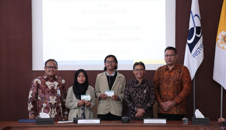 Bank Syariah Mandiri Serahkan Bantuan CSR Rp900 Juta ke UGM