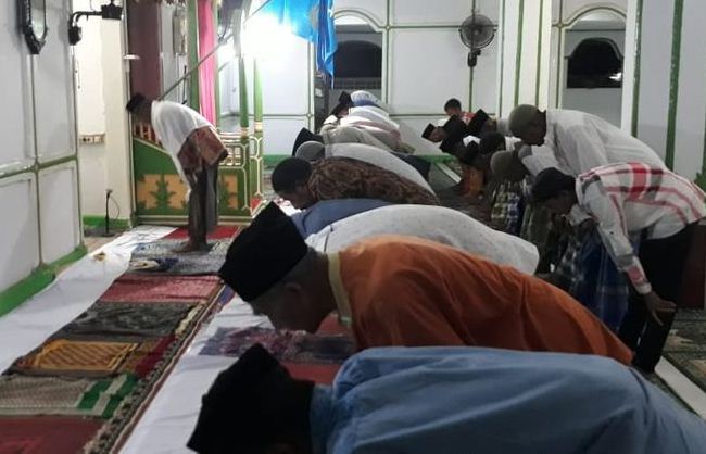 Bacaan Lengkap tentang Waktu, Jumlah dan Fadhilah Shalat Tarawih