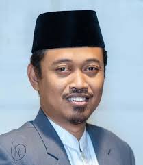 Ustadz Ma'ruf Khozin